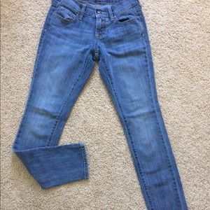Old Navy Light Wash Flirt Skinny Jeans